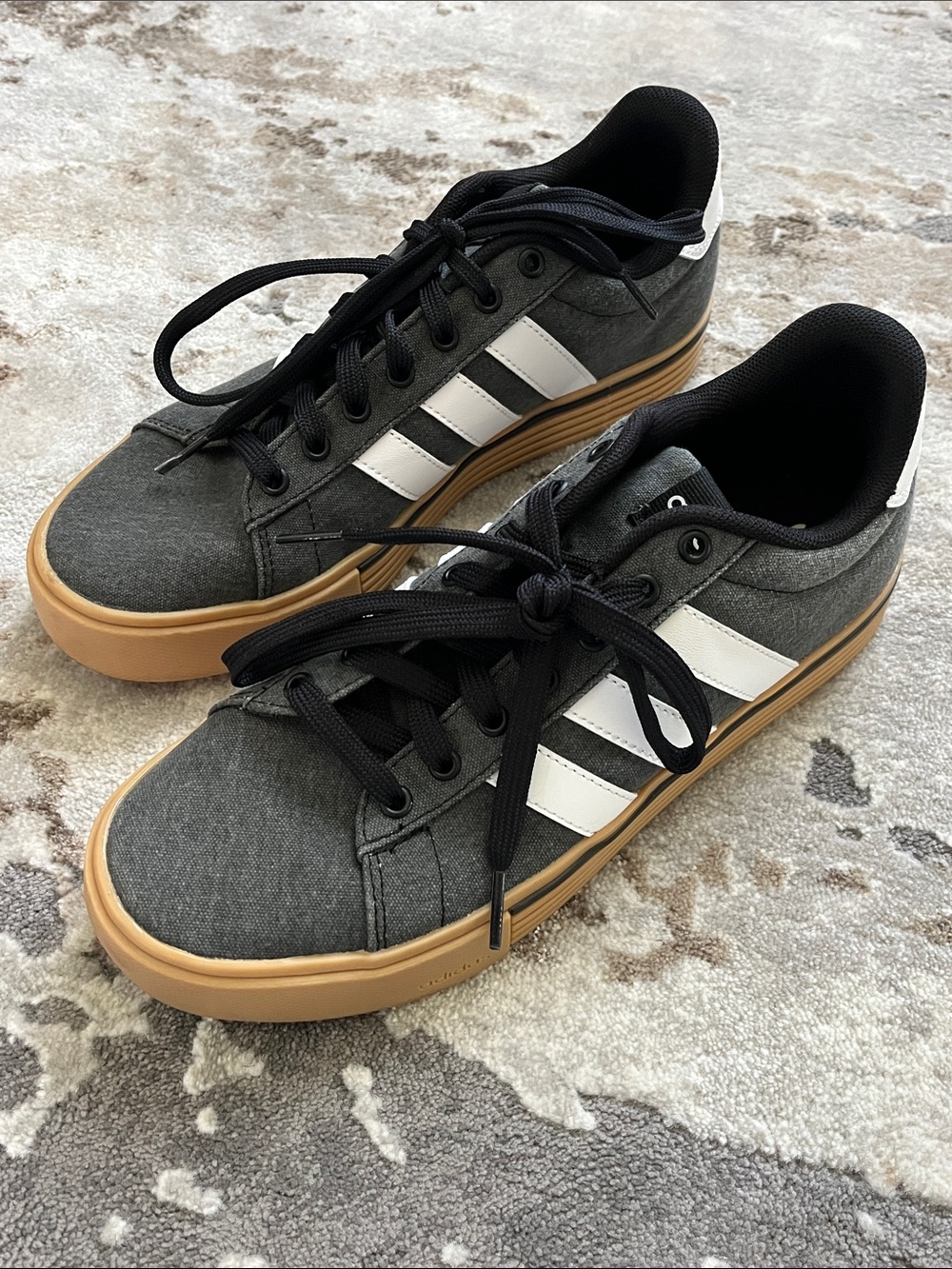 Men's Daily 4.0 black/white Canvas Sneakers Three Stripes Adidas 7.5 EUC